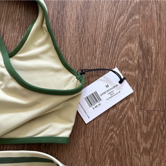 We wore what active set - Picture 5 of 8